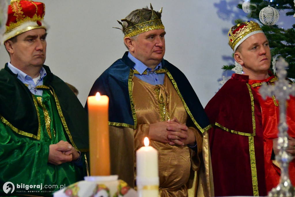 Łukowa połączyła tradycje. Orszak Trzech Króli, dunajowanie i lekcja tożsamości