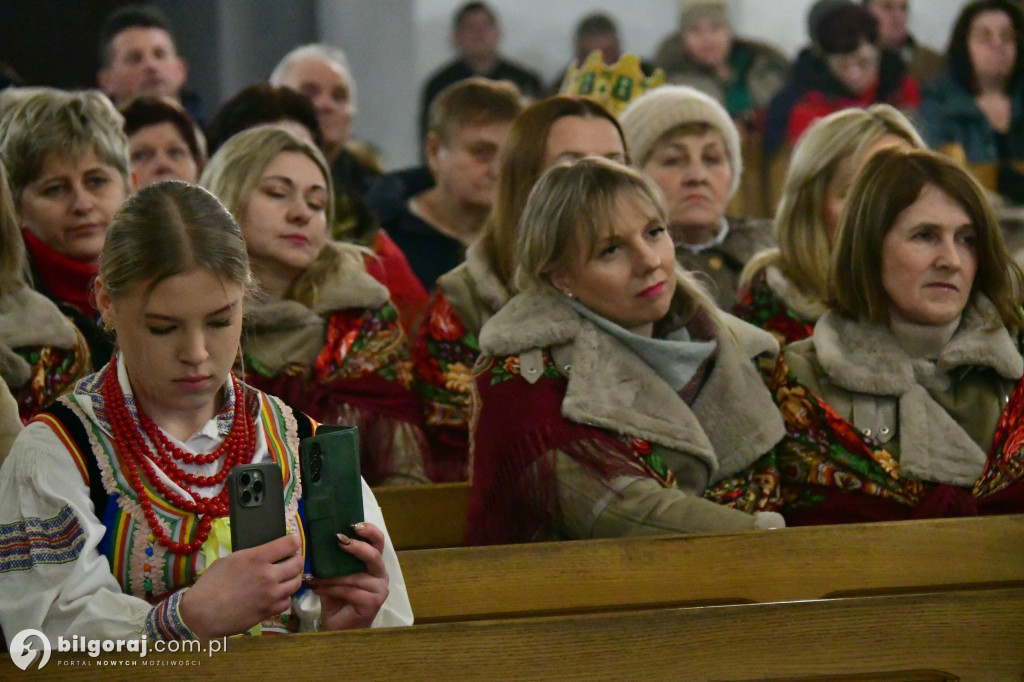 Łukowa połączyła tradycje. Orszak Trzech Króli, dunajowanie i lekcja tożsamości