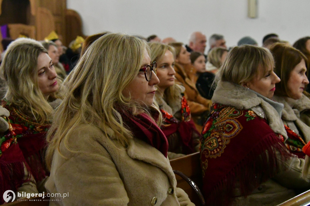 Łukowa połączyła tradycje. Orszak Trzech Króli, dunajowanie i lekcja tożsamości
