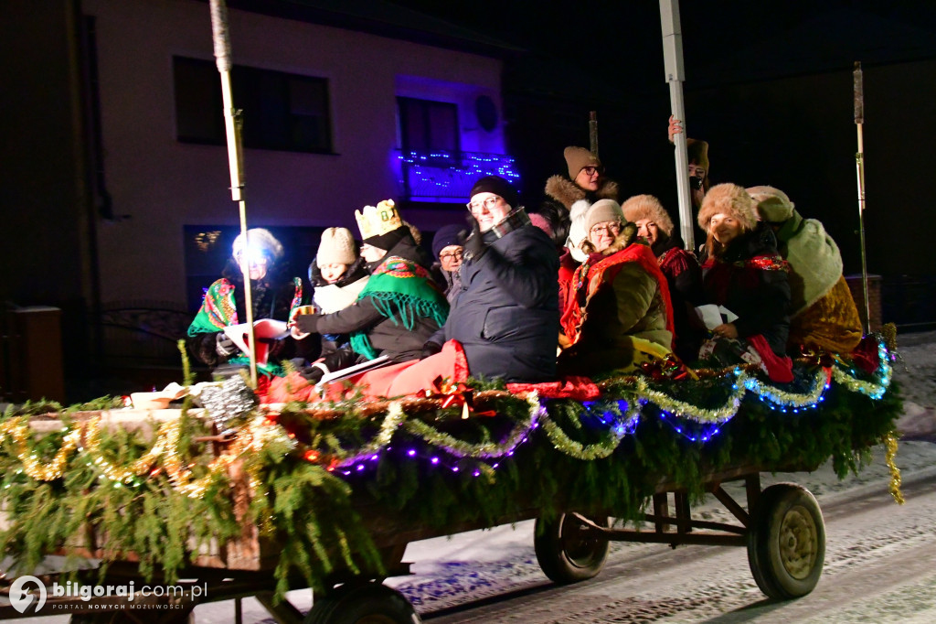 Łukowa połączyła tradycje. Orszak Trzech Króli, dunajowanie i lekcja tożsamości