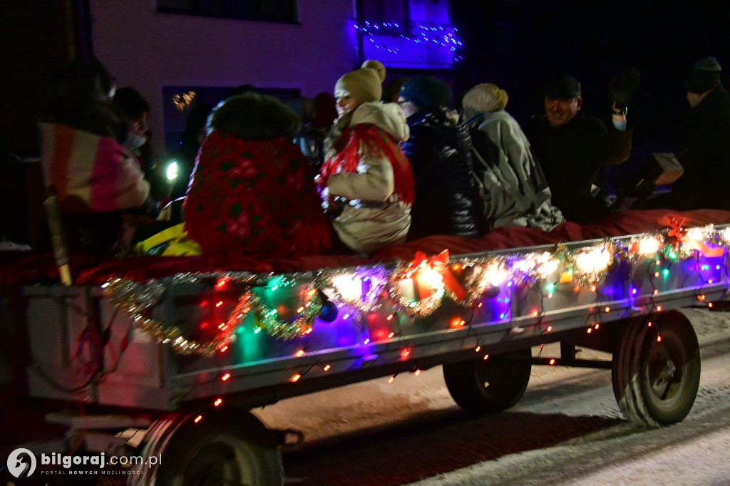 Łukowa połączyła tradycje. Orszak Trzech Króli, dunajowanie i lekcja tożsamości