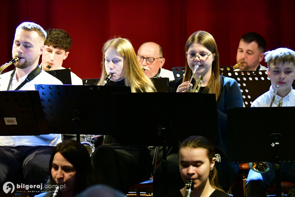 Złota Gwiazda Betlejemska zaświeciła w Obszy. Relacja z IV Konkursu Kolęd