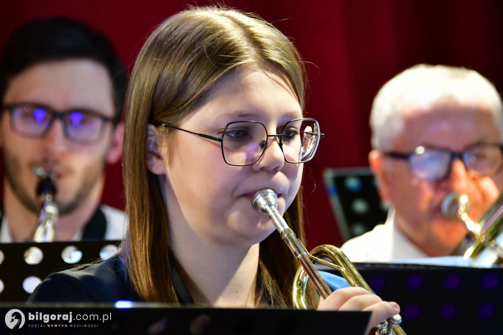 Złota Gwiazda Betlejemska zaświeciła w Obszy. Relacja z IV Konkursu Kolęd