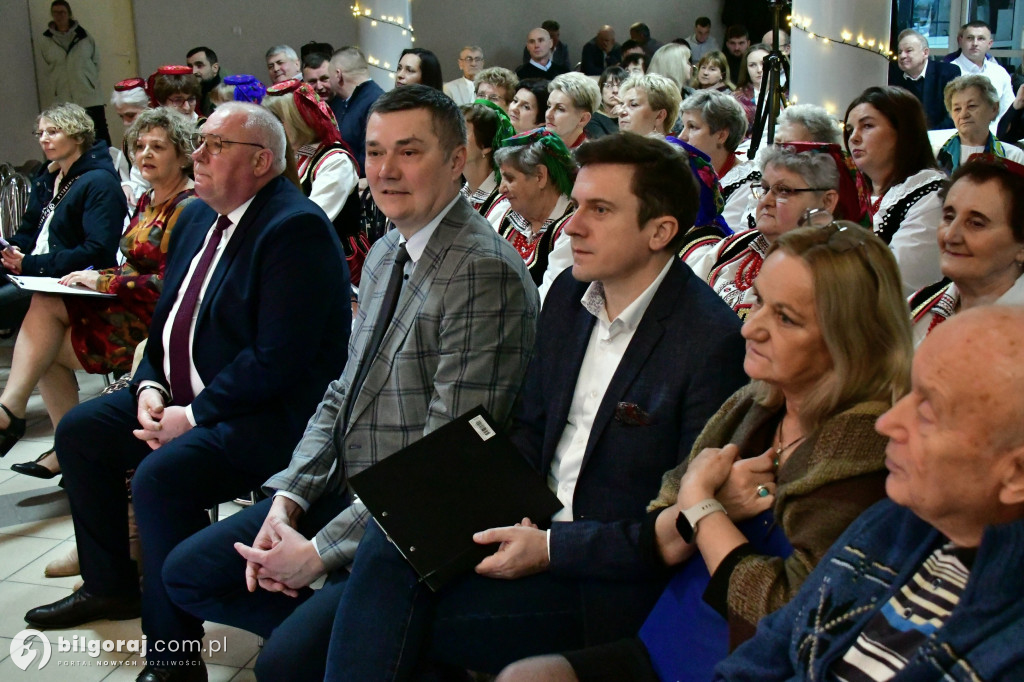 Złota Gwiazda Betlejemska zaświeciła w Obszy. Relacja z IV Konkursu Kolęd