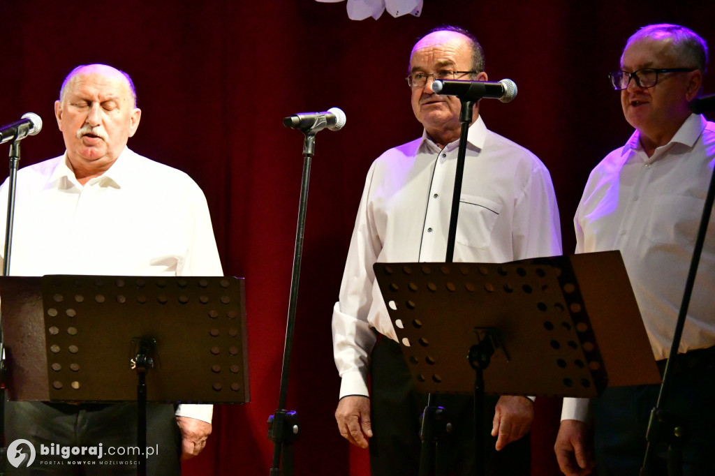 Złota Gwiazda Betlejemska zaświeciła w Obszy. Relacja z IV Konkursu Kolęd