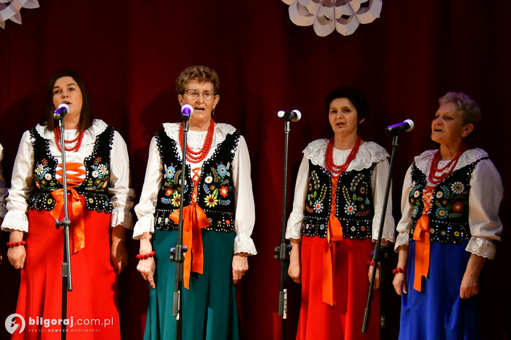 Złota Gwiazda Betlejemska zaświeciła w Obszy. Relacja z IV Konkursu Kolęd