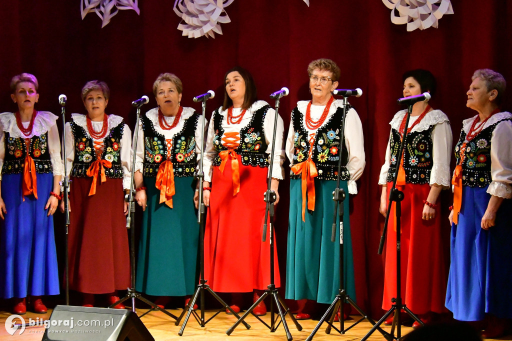 Złota Gwiazda Betlejemska zaświeciła w Obszy. Relacja z IV Konkursu Kolęd