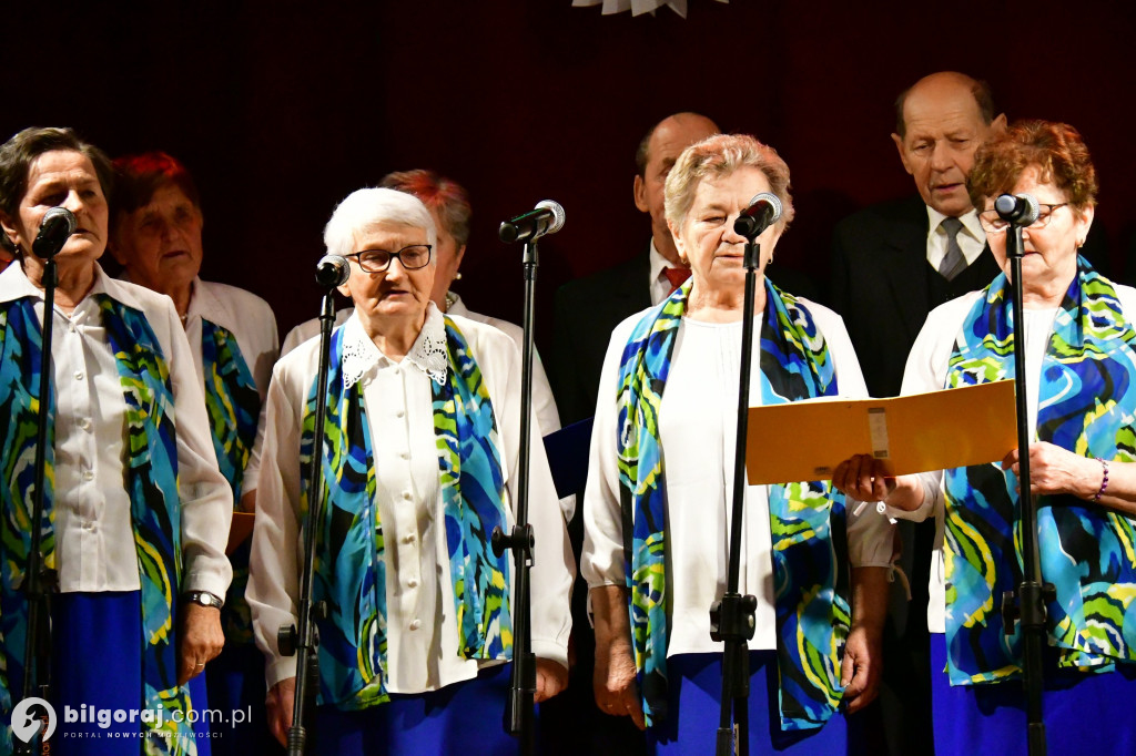 Złota Gwiazda Betlejemska zaświeciła w Obszy. Relacja z IV Konkursu Kolęd