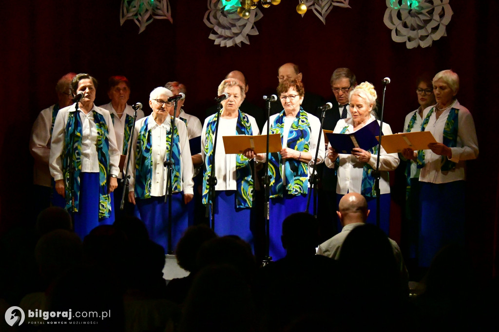 Złota Gwiazda Betlejemska zaświeciła w Obszy. Relacja z IV Konkursu Kolęd