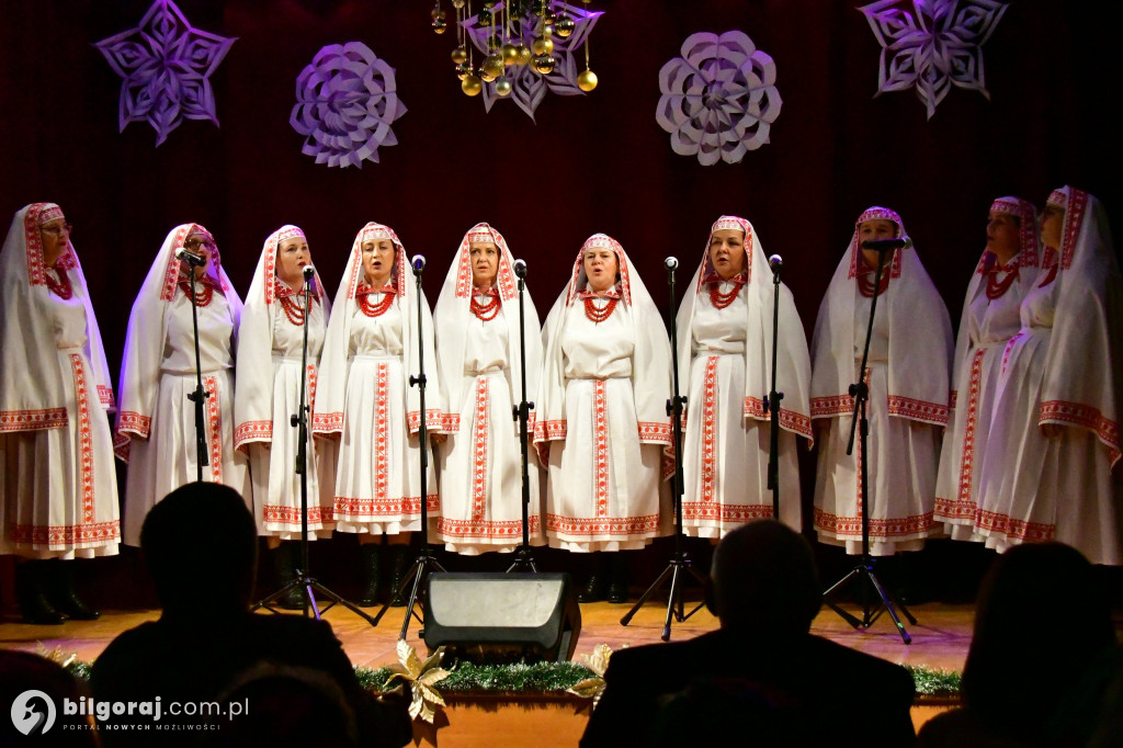 Złota Gwiazda Betlejemska zaświeciła w Obszy. Relacja z IV Konkursu Kolęd