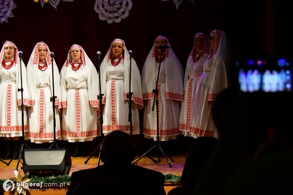Złota Gwiazda Betlejemska zaświeciła w Obszy. Relacja z IV Konkursu Kolęd
