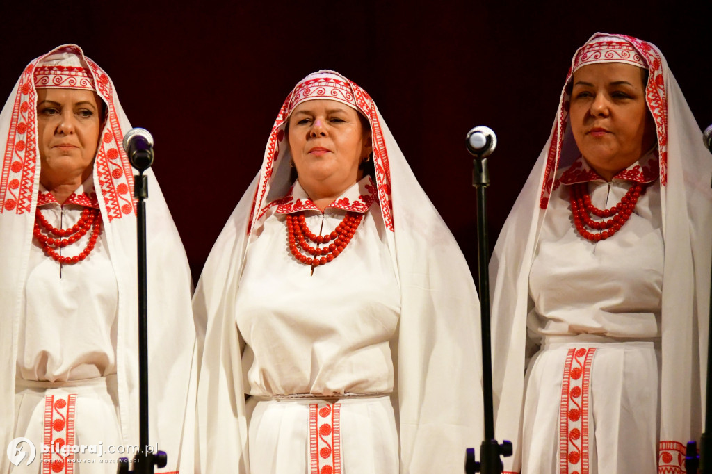 Złota Gwiazda Betlejemska zaświeciła w Obszy. Relacja z IV Konkursu Kolęd