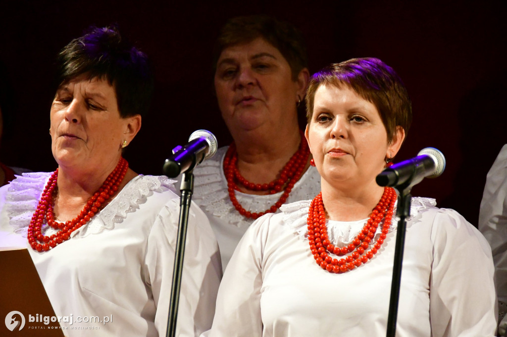 Złota Gwiazda Betlejemska zaświeciła w Obszy. Relacja z IV Konkursu Kolęd