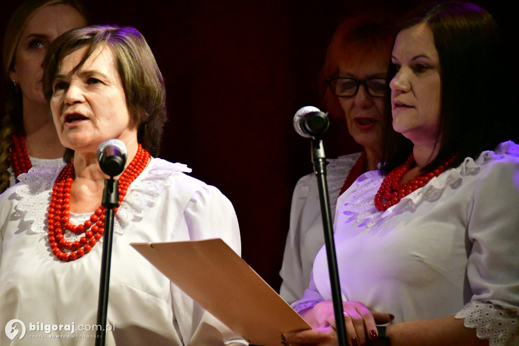 Złota Gwiazda Betlejemska zaświeciła w Obszy. Relacja z IV Konkursu Kolęd