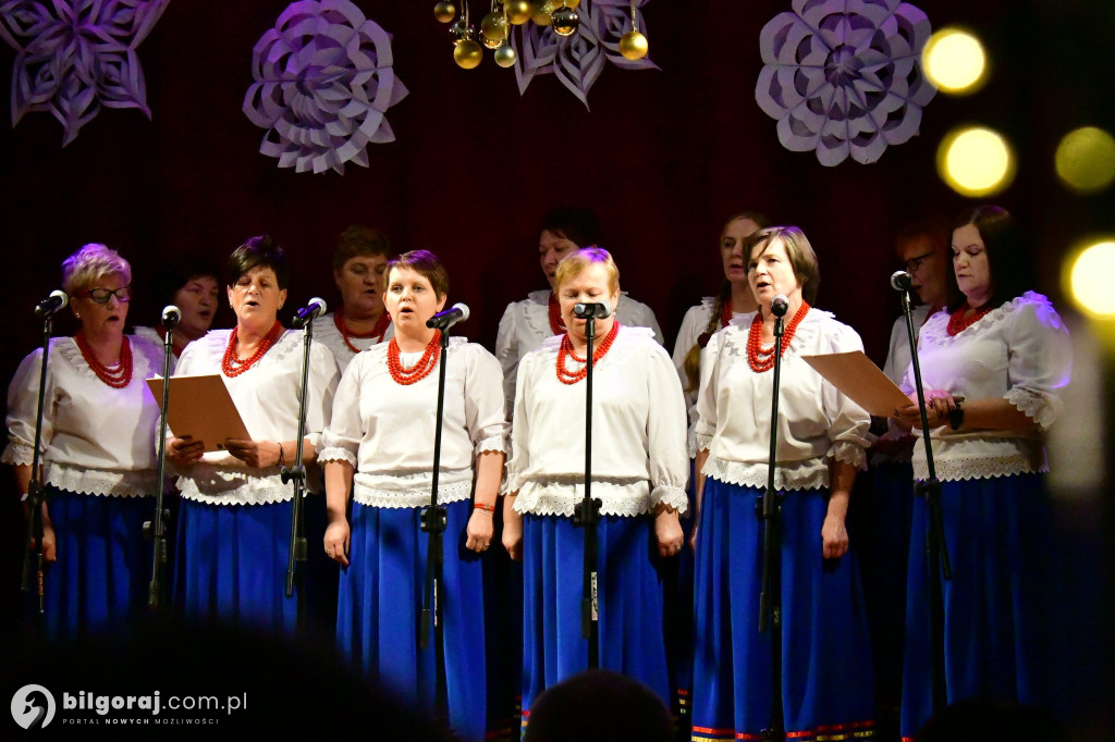 Złota Gwiazda Betlejemska zaświeciła w Obszy. Relacja z IV Konkursu Kolęd