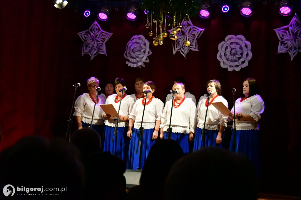 Złota Gwiazda Betlejemska zaświeciła w Obszy. Relacja z IV Konkursu Kolęd