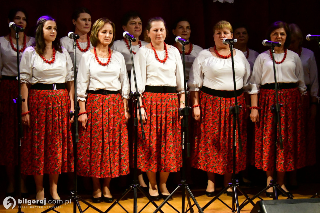 Złota Gwiazda Betlejemska zaświeciła w Obszy. Relacja z IV Konkursu Kolęd