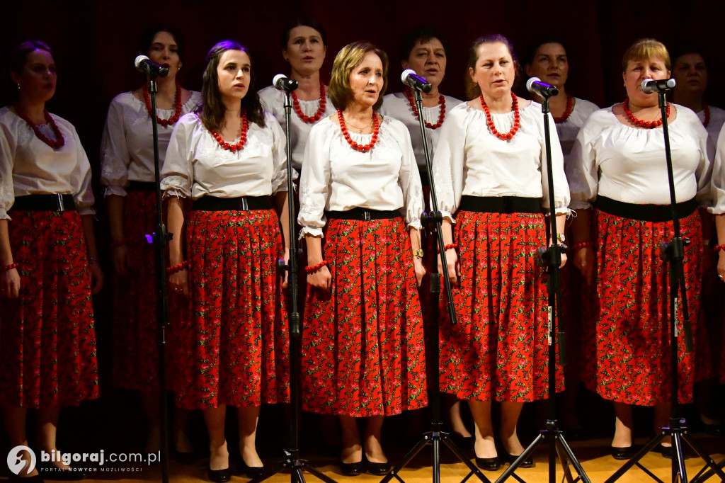 Złota Gwiazda Betlejemska zaświeciła w Obszy. Relacja z IV Konkursu Kolęd