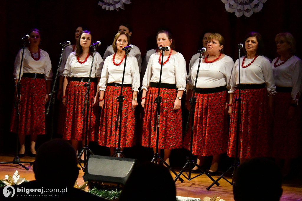 Złota Gwiazda Betlejemska zaświeciła w Obszy. Relacja z IV Konkursu Kolęd