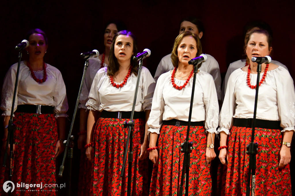 Złota Gwiazda Betlejemska zaświeciła w Obszy. Relacja z IV Konkursu Kolęd