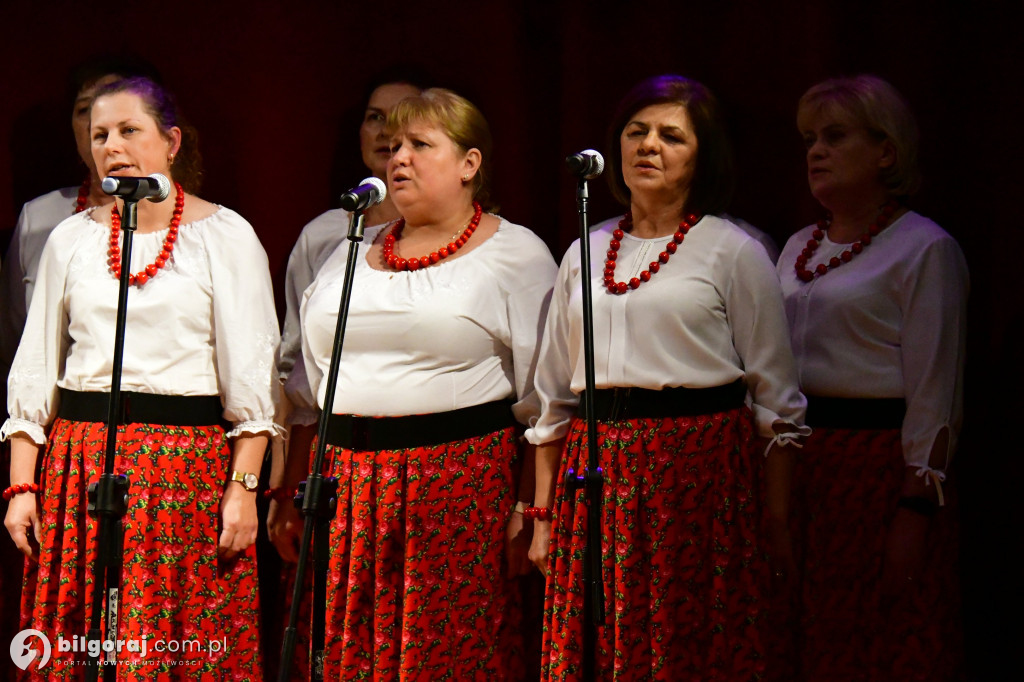 Złota Gwiazda Betlejemska zaświeciła w Obszy. Relacja z IV Konkursu Kolęd