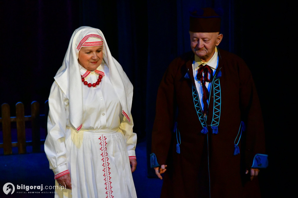 Herody na scenie Biłgorajskiego Centrum Kultury i kolędowanie z seniorami