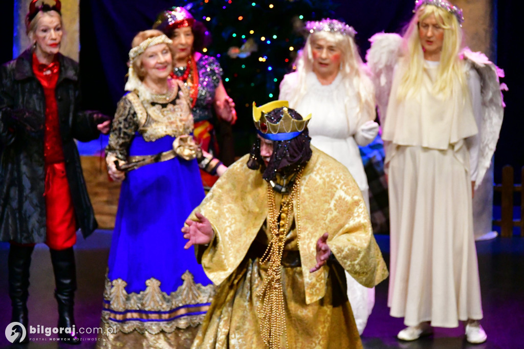 Herody na scenie Biłgorajskiego Centrum Kultury i kolędowanie z seniorami