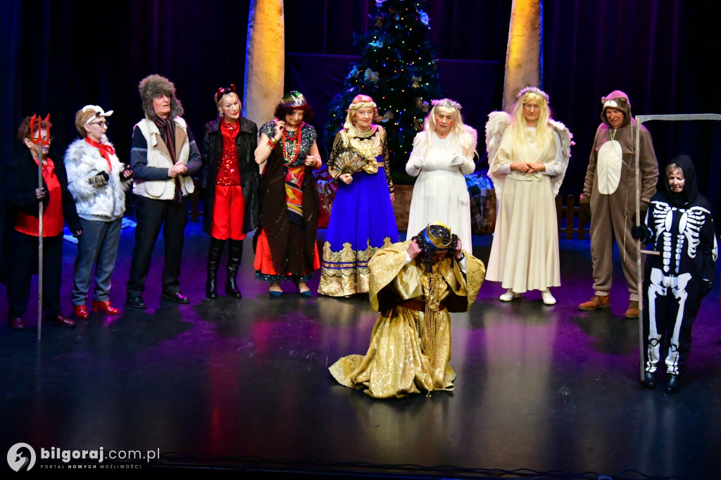 Herody na scenie Biłgorajskiego Centrum Kultury i kolędowanie z seniorami