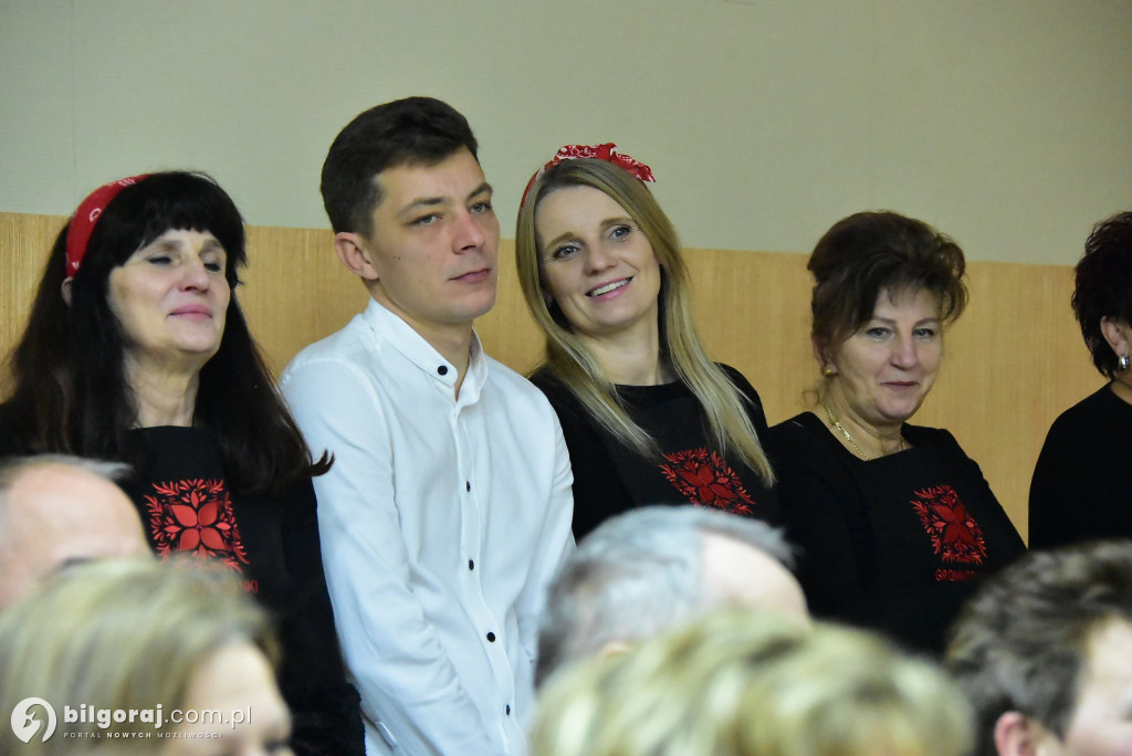 Noworoczne kolędowanie i teatr w Gromadzie w gminie Biłgoraj