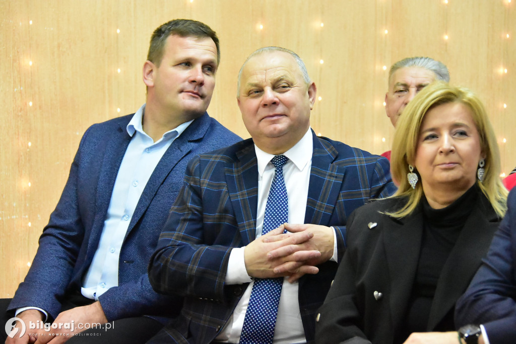 Noworoczne kolędowanie i teatr w Gromadzie w gminie Biłgoraj