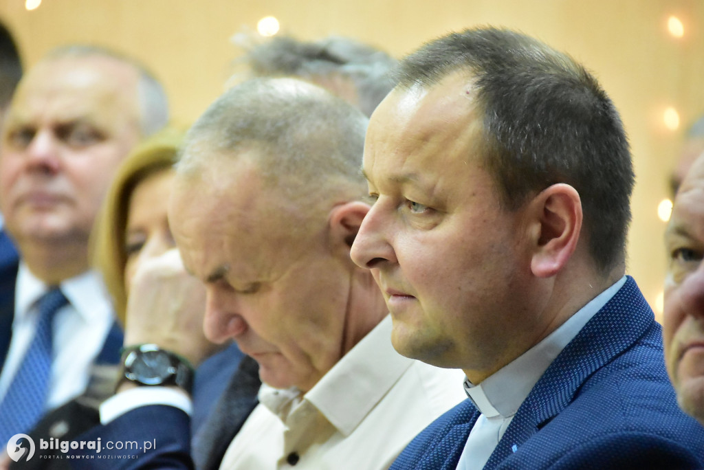 Noworoczne kolędowanie i teatr w Gromadzie w gminie Biłgoraj