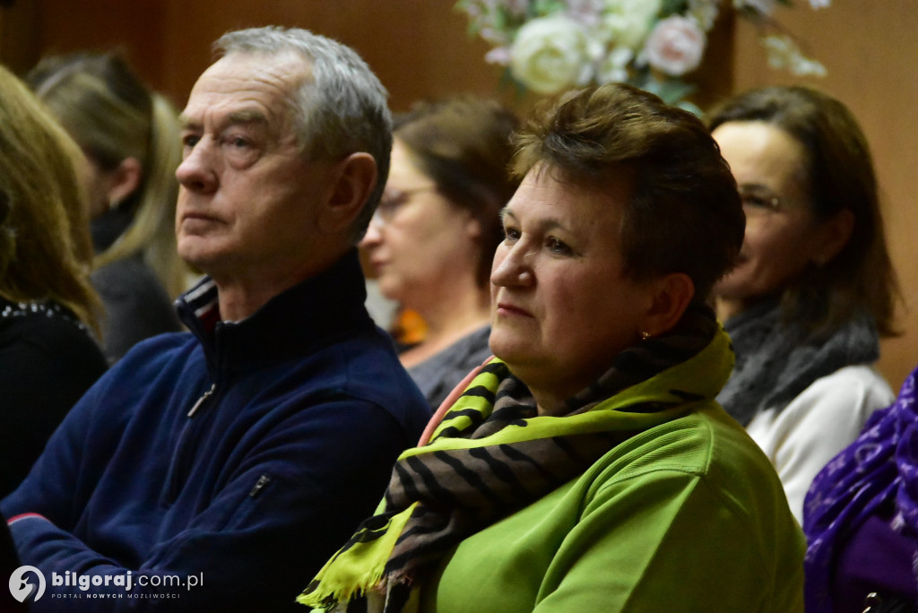 Noworoczne kolędowanie i teatr w Gromadzie w gminie Biłgoraj