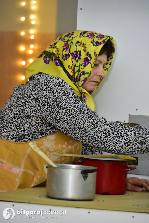 Noworoczne kolędowanie i teatr w Gromadzie w gminie Biłgoraj