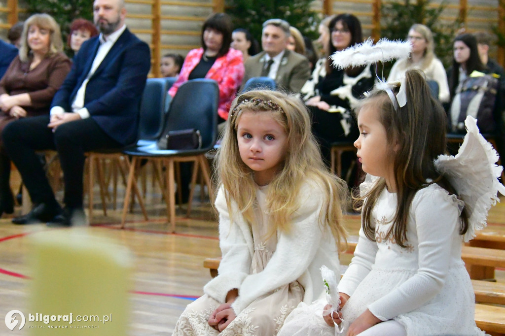 W Stanisławowie kolędują i pomagają