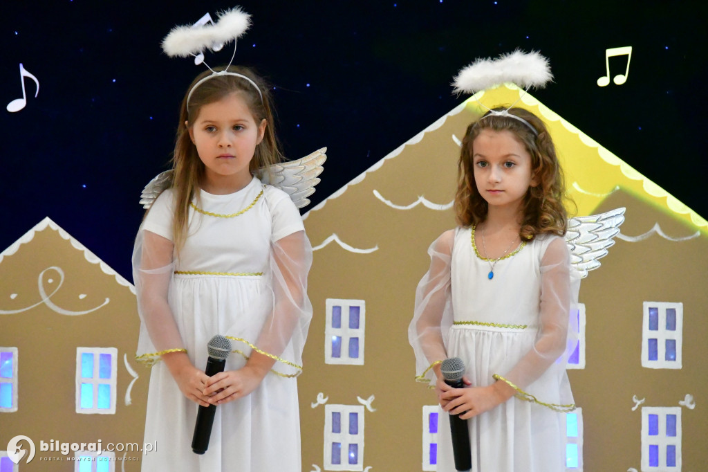 W Stanisławowie kolędują i pomagają