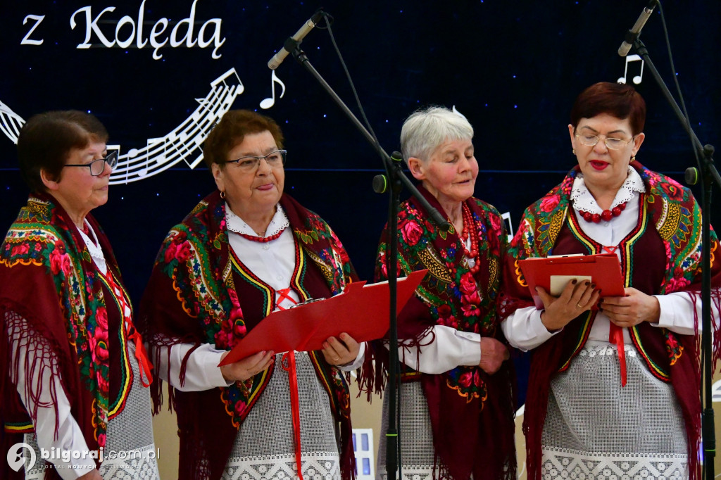 W Stanisławowie kolędują i pomagają
