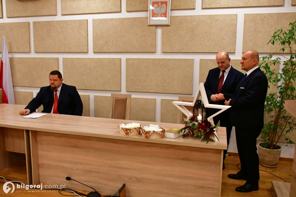 Gmina Biłgoraj jak wspólna łódź. Spotkanie opłatkowe w Urzędzie Gminy