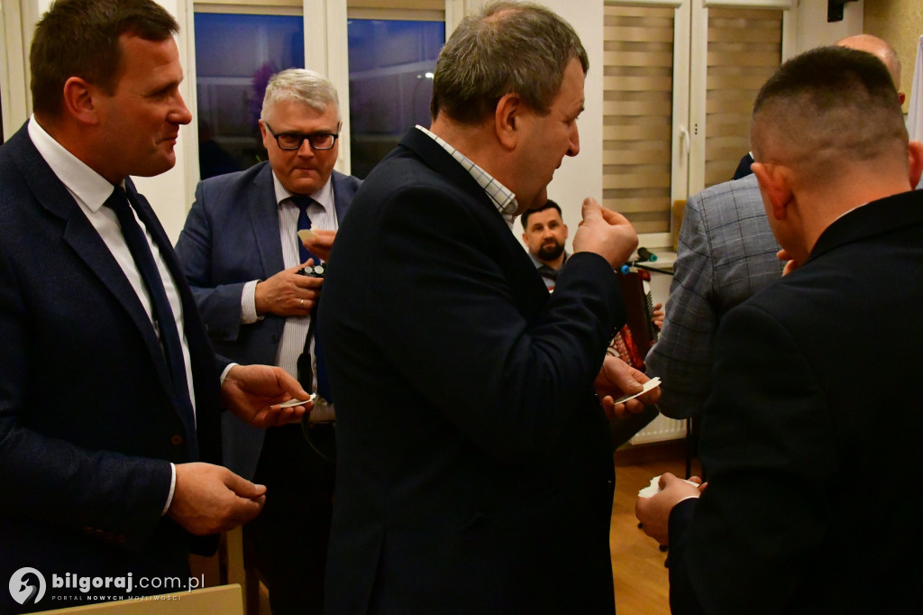Gmina Biłgoraj jak wspólna łódź. Spotkanie opłatkowe w Urzędzie Gminy