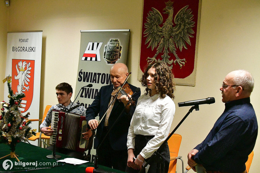 Świąteczne spotkanie biłgorajskiego ŚZŻAK