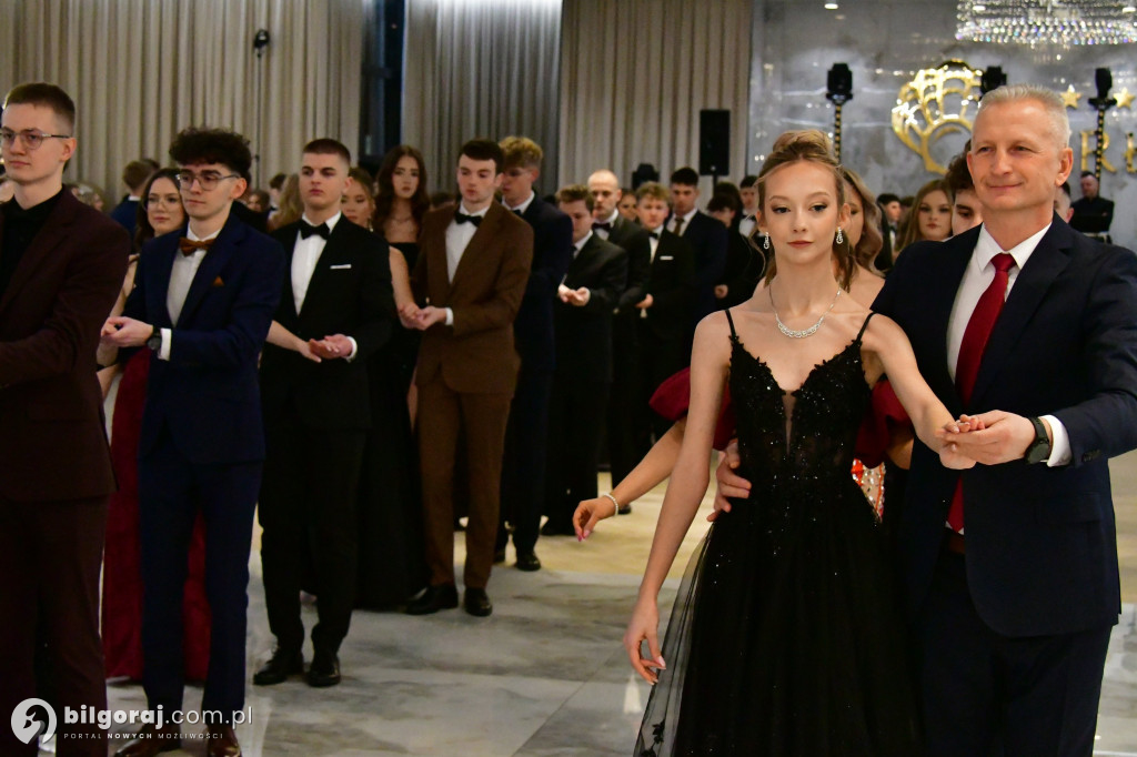 Poloneza czas zacząć! Studniówka biłgorajskiej Budowlanki