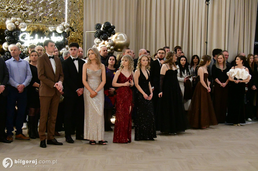 Poloneza czas zacząć! Studniówka biłgorajskiej Budowlanki