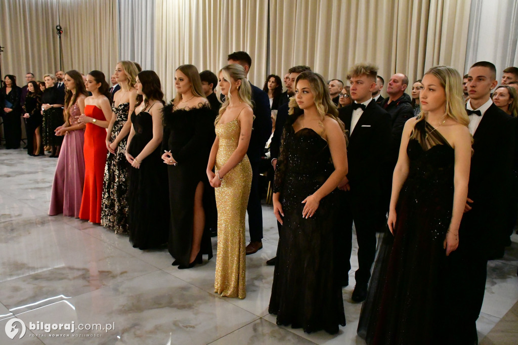 Poloneza czas zacząć! Studniówka biłgorajskiej Budowlanki