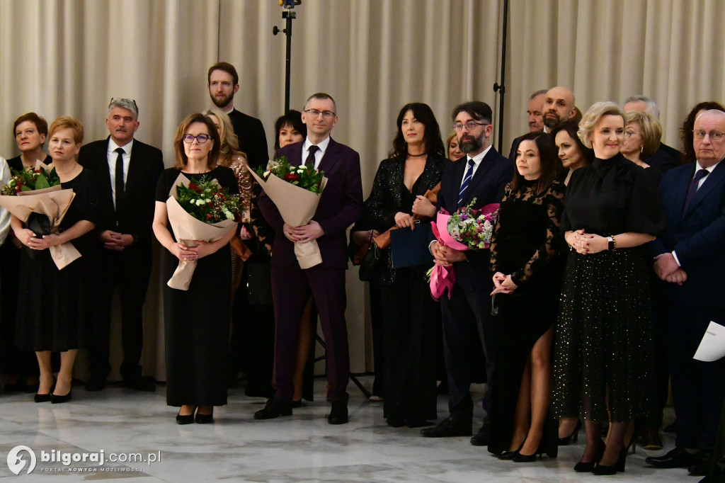 Poloneza czas zacząć! Studniówka biłgorajskiej Budowlanki