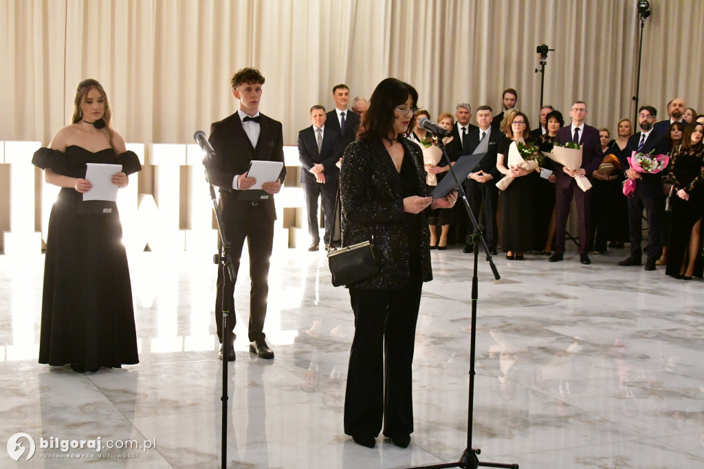 Poloneza czas zacząć! Studniówka biłgorajskiej Budowlanki