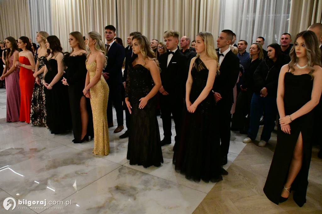 Poloneza czas zacząć! Studniówka biłgorajskiej Budowlanki