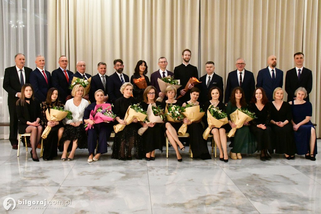 Poloneza czas zacząć! Studniówka biłgorajskiej Budowlanki