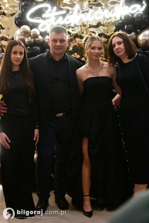 Poloneza czas zacząć! Studniówka biłgorajskiej Budowlanki