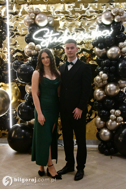 Poloneza czas zacząć! Studniówka biłgorajskiej Budowlanki