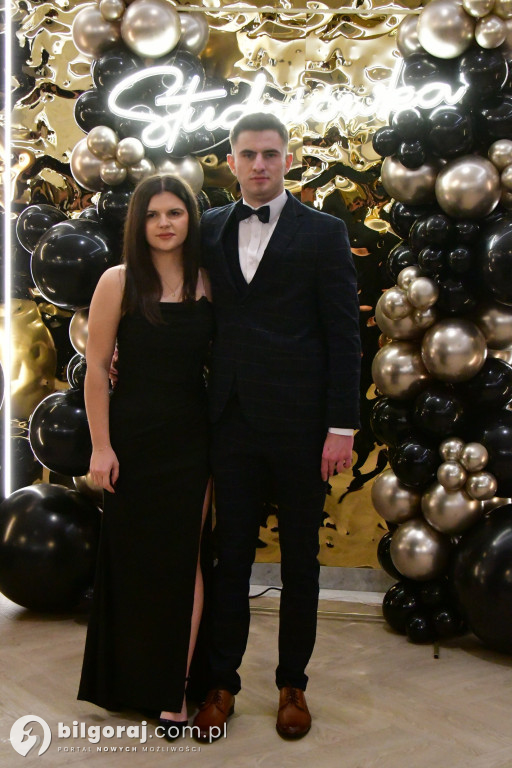 Poloneza czas zacząć! Studniówka biłgorajskiej Budowlanki