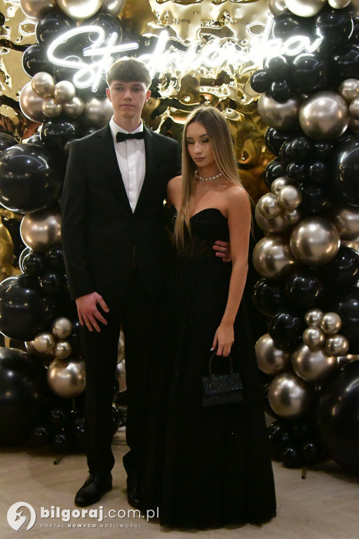 Poloneza czas zacząć! Studniówka biłgorajskiej Budowlanki